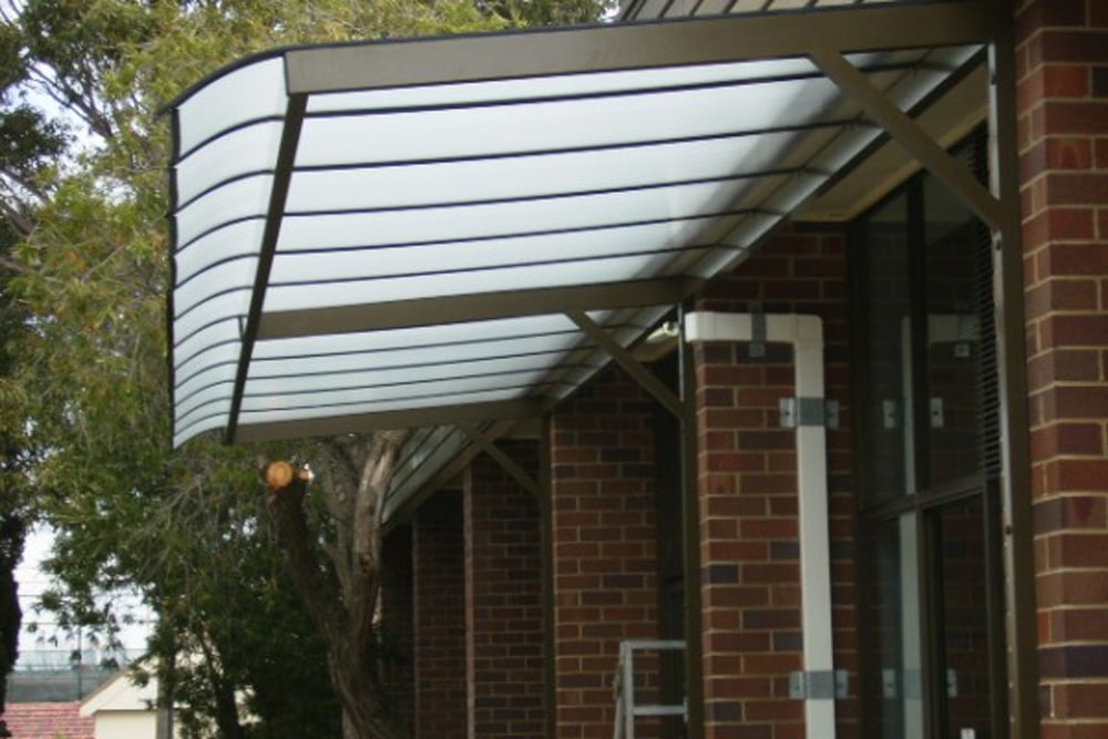 You are currently viewing Reasons To Choose Cantilevered Awnings